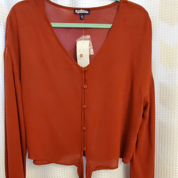 Freshman rosewood colored front tie top - Picture 1 of 9